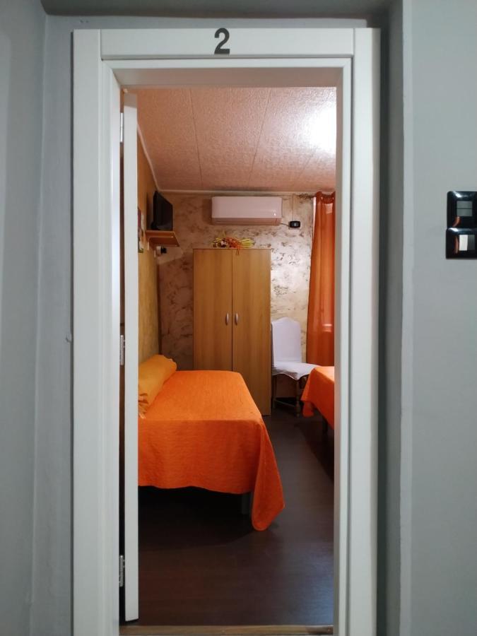 B&B Arena Family Fagnano Castello Exterior foto